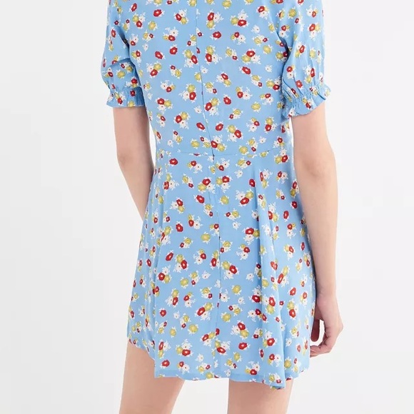 Faithfull the Brand Daisy Dress - Picture 2 of 10